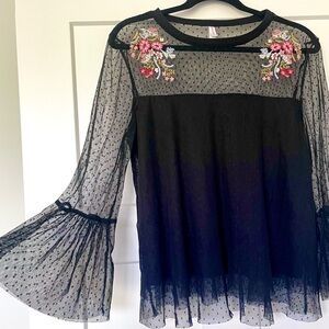 Black Lace Folklore Embroidered Blouse w. Bell Sleeves!